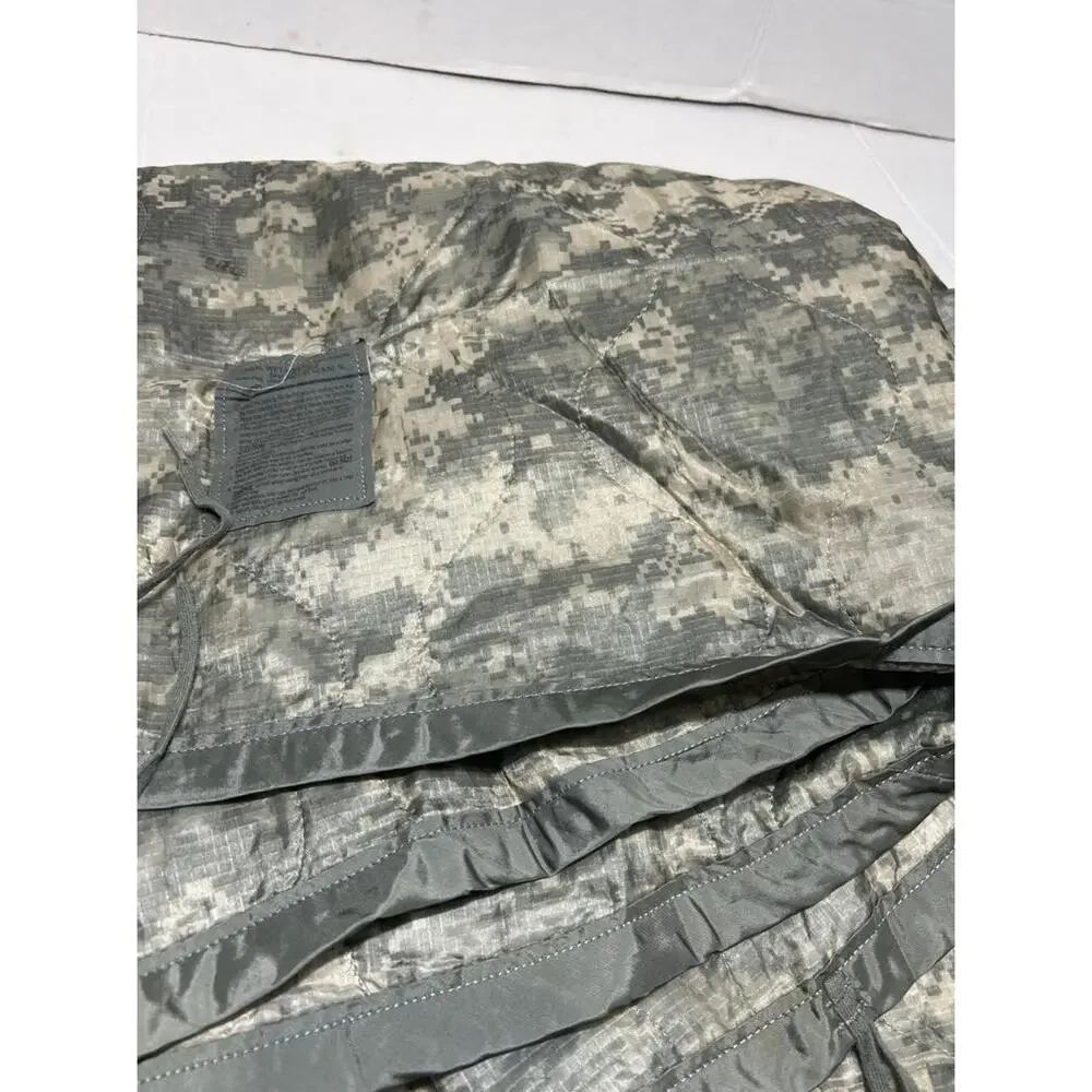 USGI ACU Digital Wet Weather Poncho Liner Woobie Blanket Military Issue